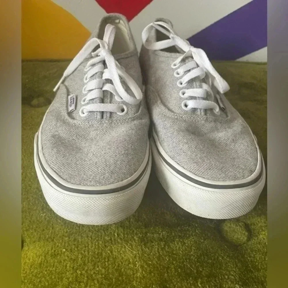 Vans True White‎ Herringbone Shoes Size 7.5 Men 9 Women EUC!